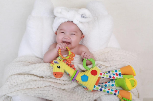 昌乐宝宝眼眶发红 昌乐宝宝眼眶发红